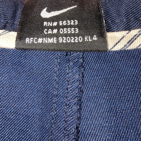 Nike Golf Blue Flat Front Shorts - Picture 4 of 10